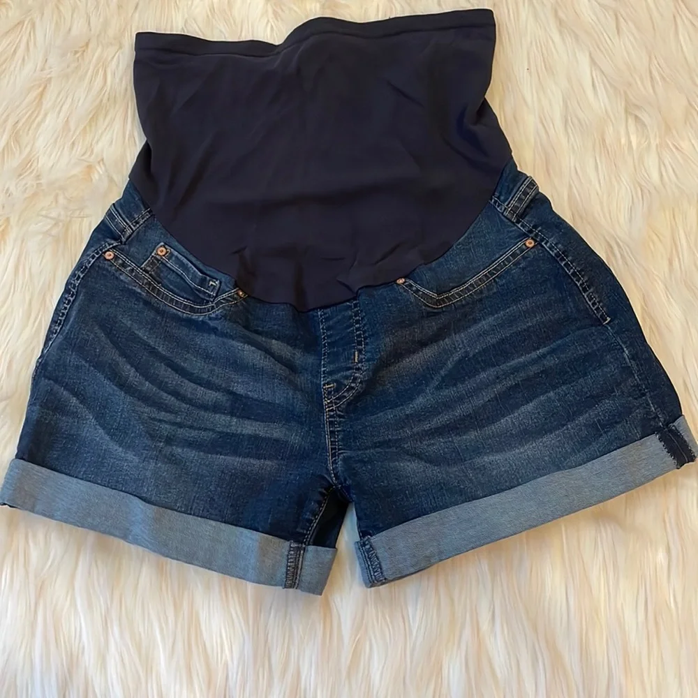 Maternity shorts - Picture 1 of 5